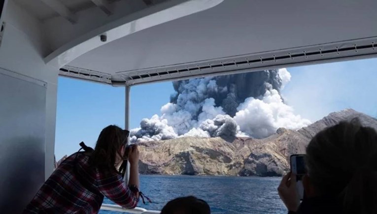 Osma osoba umrla nakon erupcije vulkana, neke žrtve imaju opekline na 95% tijela